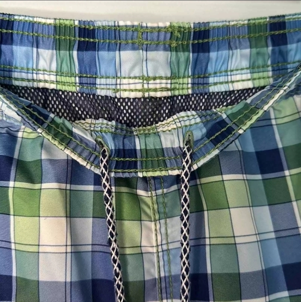 Izod Men's Swim Trunks - Picture 3 of 6
